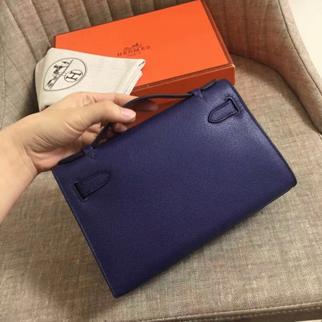 Sapphire Epsom Top Fake Hermes Kelly Pochette Deep Blue Clutch angle 4