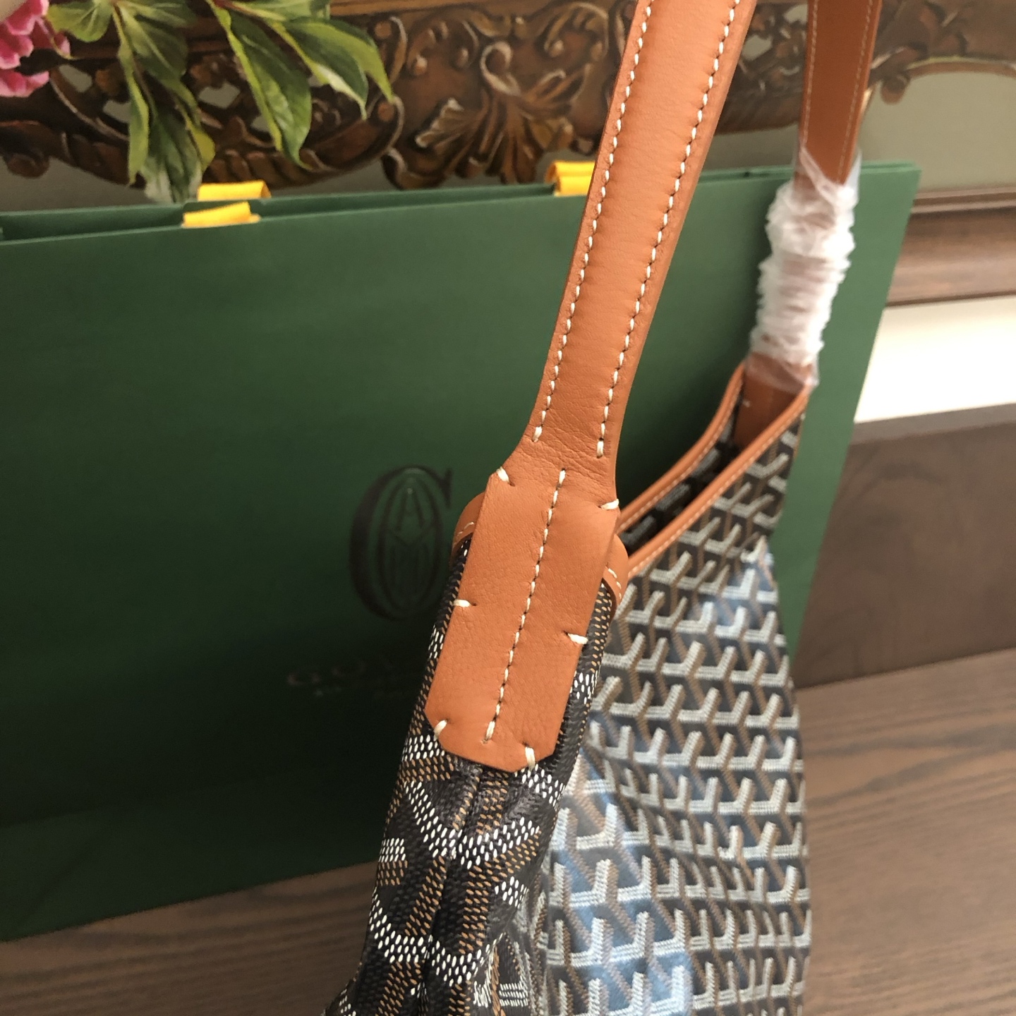 Goyard Hobo angle 4