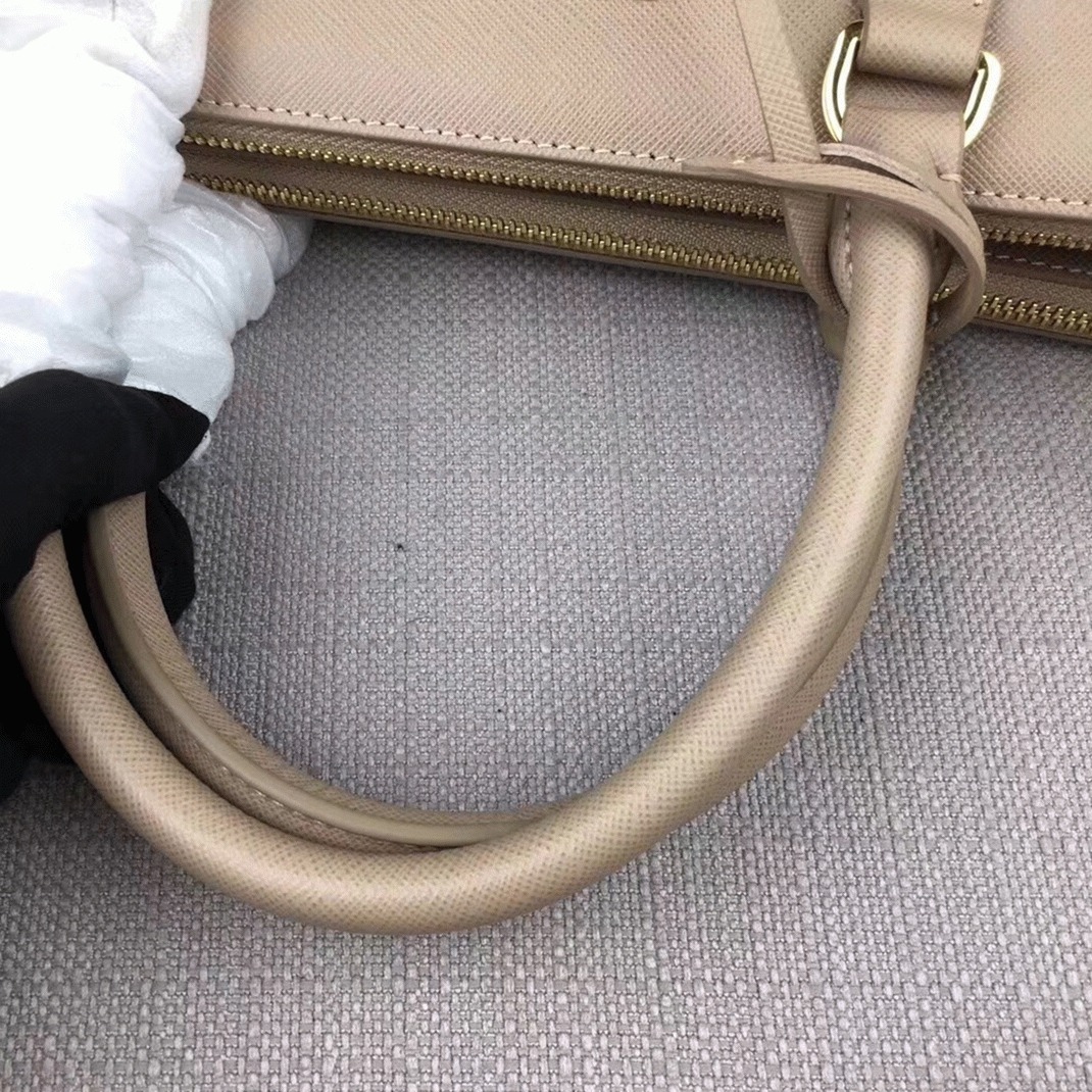 Prada Galleria Large Bag Fake in Grey angle 5