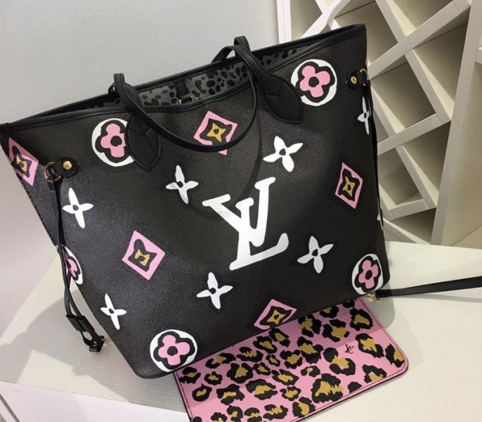 Louis Vuitton Wild At Heart Neverfull MM Bag In Black angle 3