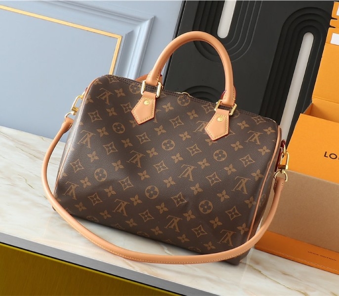 Louis Vuitton Monogram Canvas Soft Speedy 30 Crafty Handbag In Red angle 2