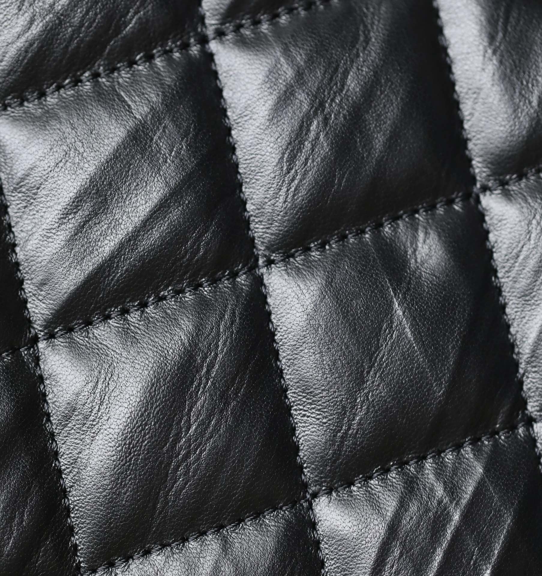 𝖬𝗈𝗇𝗍𝖾𝖻𝖾𝗅𝗅𝗈 𝖹𝖯 bag angle 2