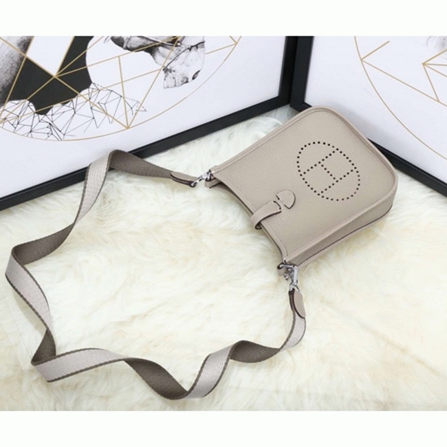 Grey Evelyne II TPM Bag Replica 1:1 Hermes Mini Shoulder Tote angle 3