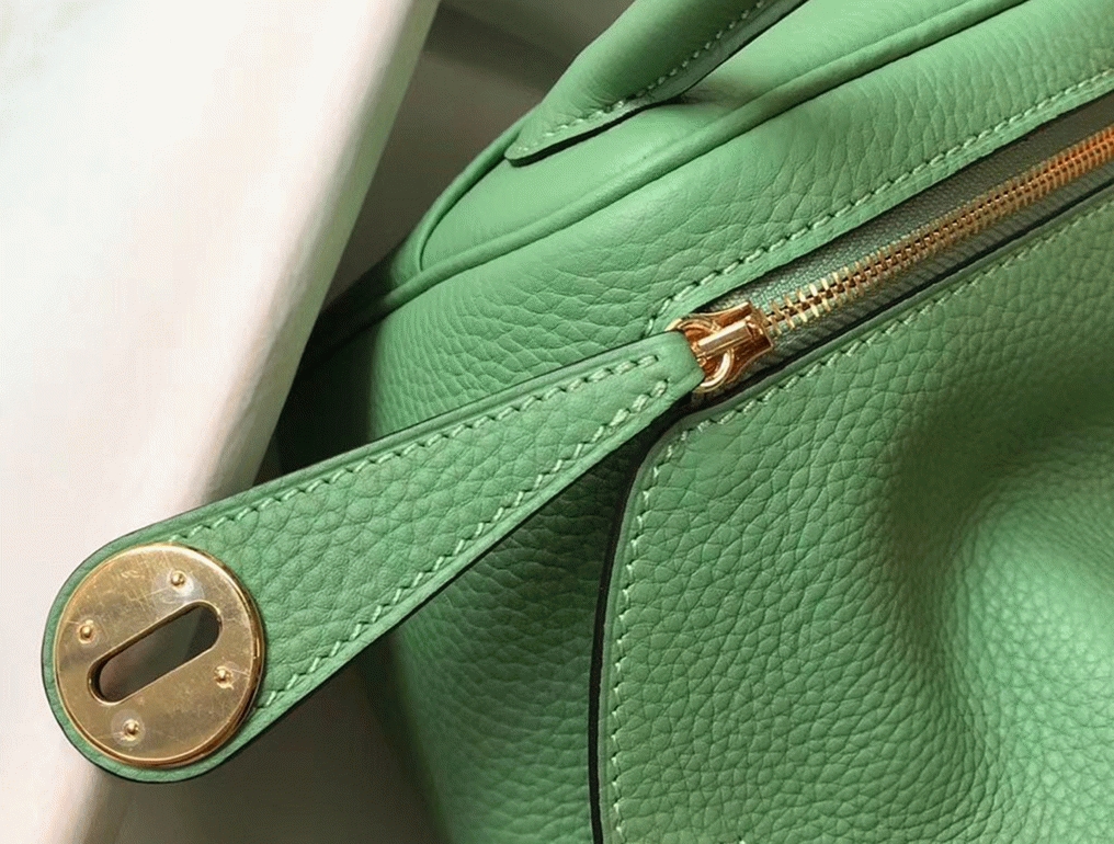 Knockoff Hermes Lindy Mini handbag in vert criquet color angle 4