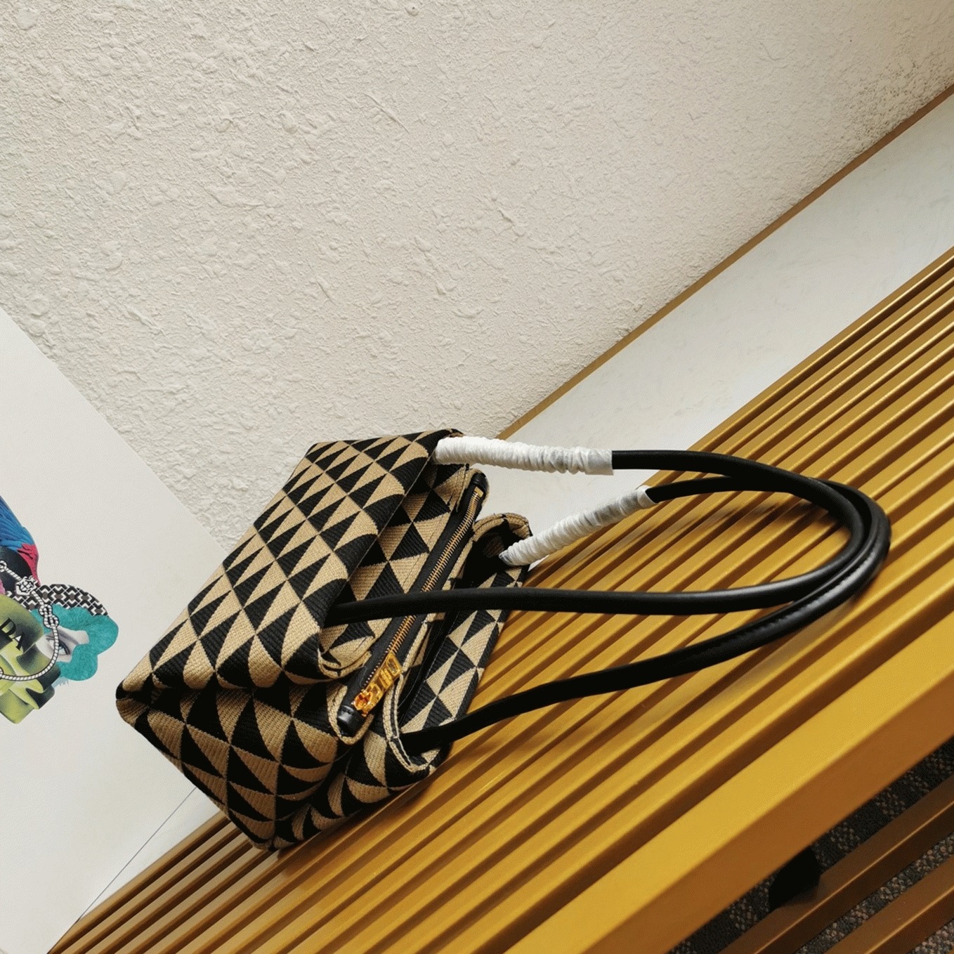 Prada Supernova Small Shoulder Bag Imitation in Black/Beige angle 4