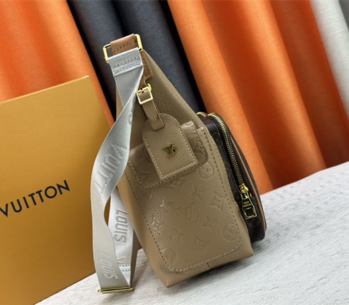 LV Other Leathers Cargo Hobo In Beige angle 5
