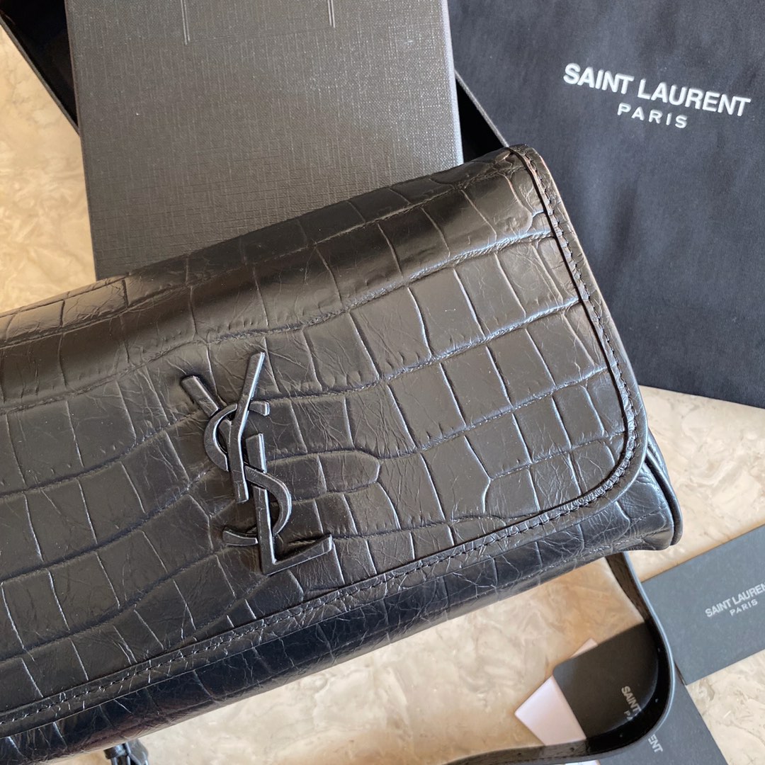 NIKI BODY BAG IN CROCODILE-EMBOSSED LEATHER angle 3