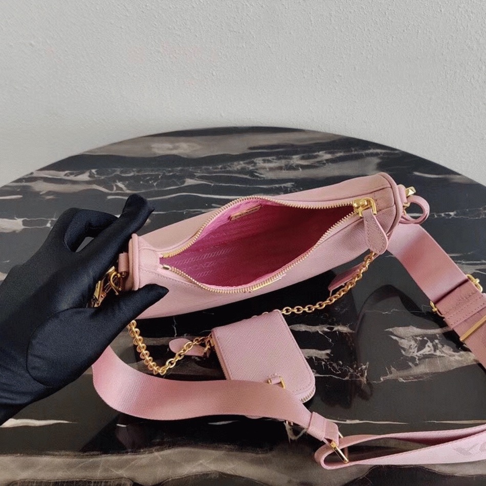 Prada Re-Edition 2005 Shoulder Bag Replica in Pink angle 4