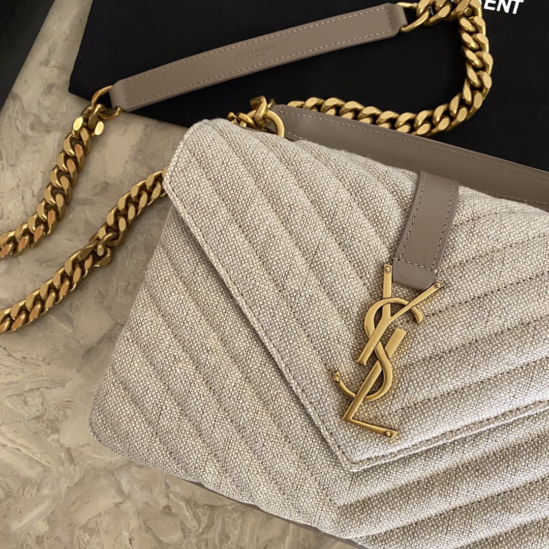 COLLEGE MEDIUM IN QUILTED LEATHER angle 3