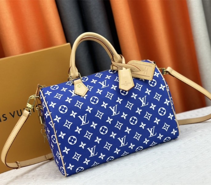Louis Vuitton Speedy P9 Bandouliere 30 Bag In Amethyst Purple angle 2