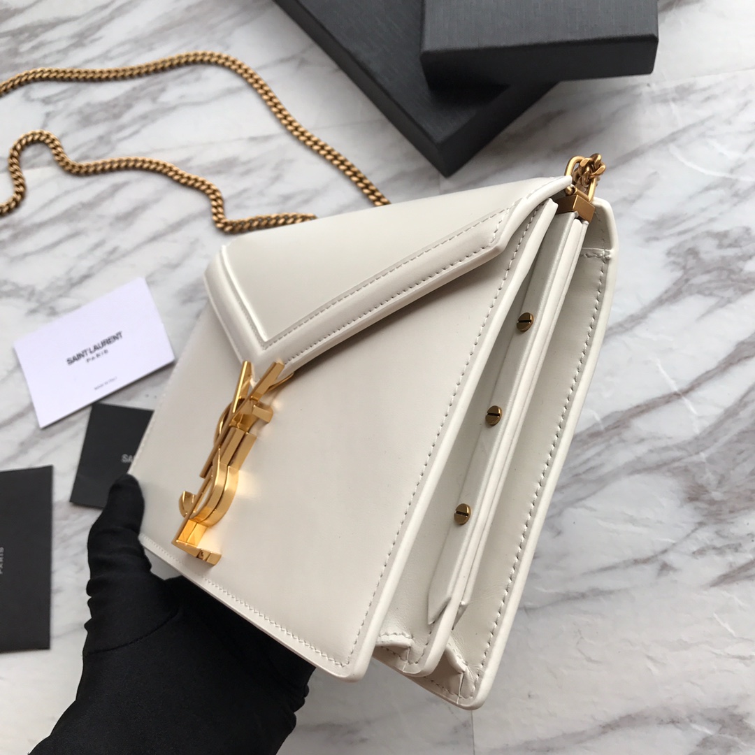 CASSANDRA MONOGRAM CLASP BAG IN OSTRICH angle 4