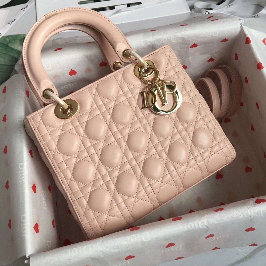 Dior Lady Dior Medium Bag Replica in Powder angle 4