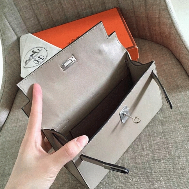 Hermes Grey Swift Top Replica Designer Kelly Pochette Soft Purse angle 4