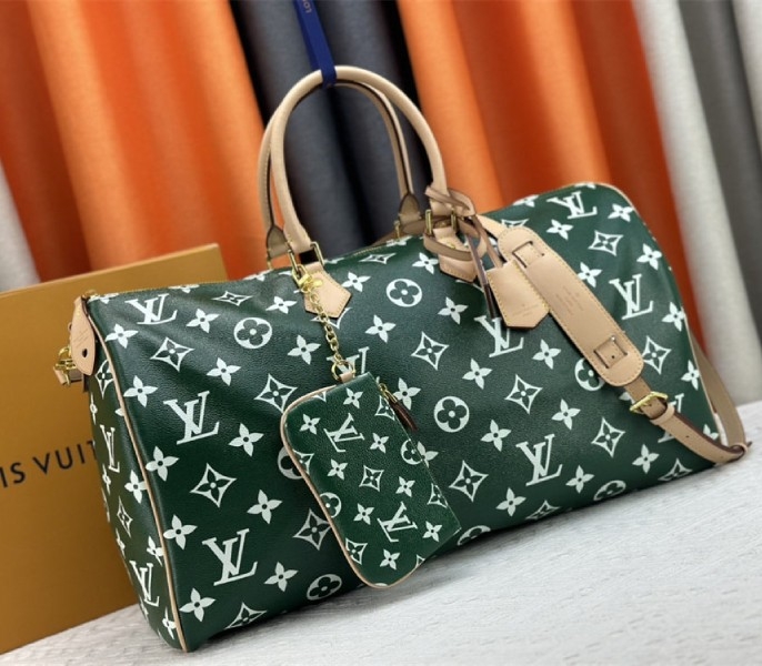 Louis Vuitton Speedy P9 Bandouliere 50 Bag In Green angle 2