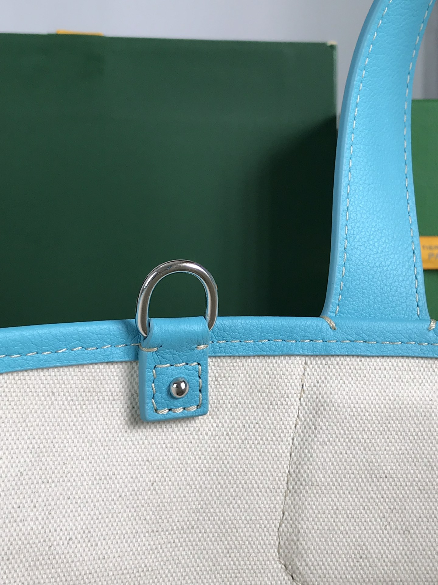 MaisonGoyard Bag angle 4