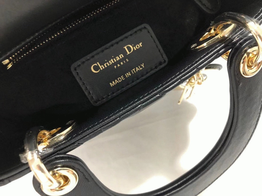 Dior Lady Dior Mini Bag Knockoff in Black angle 2