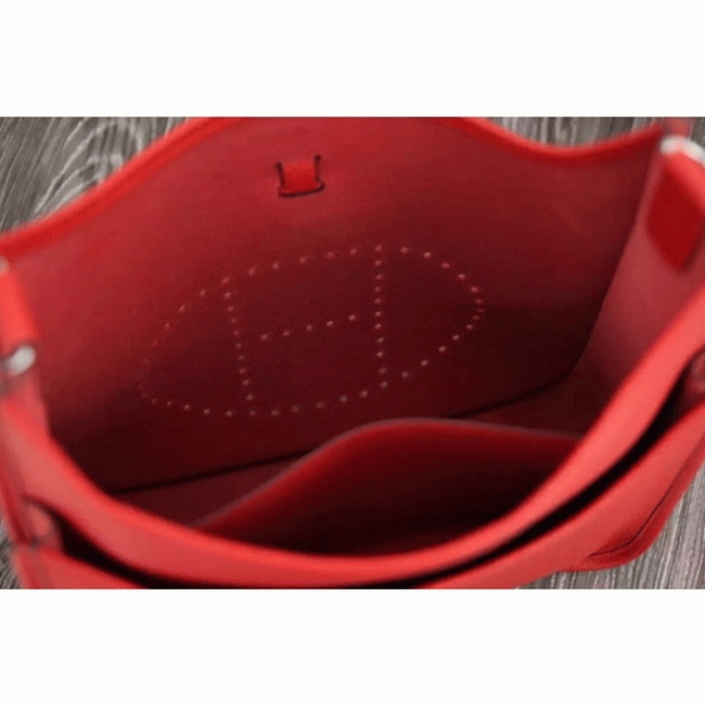 Red Evelyne III PM Bag Fake Luxury Hermes Casual Tote angle 4