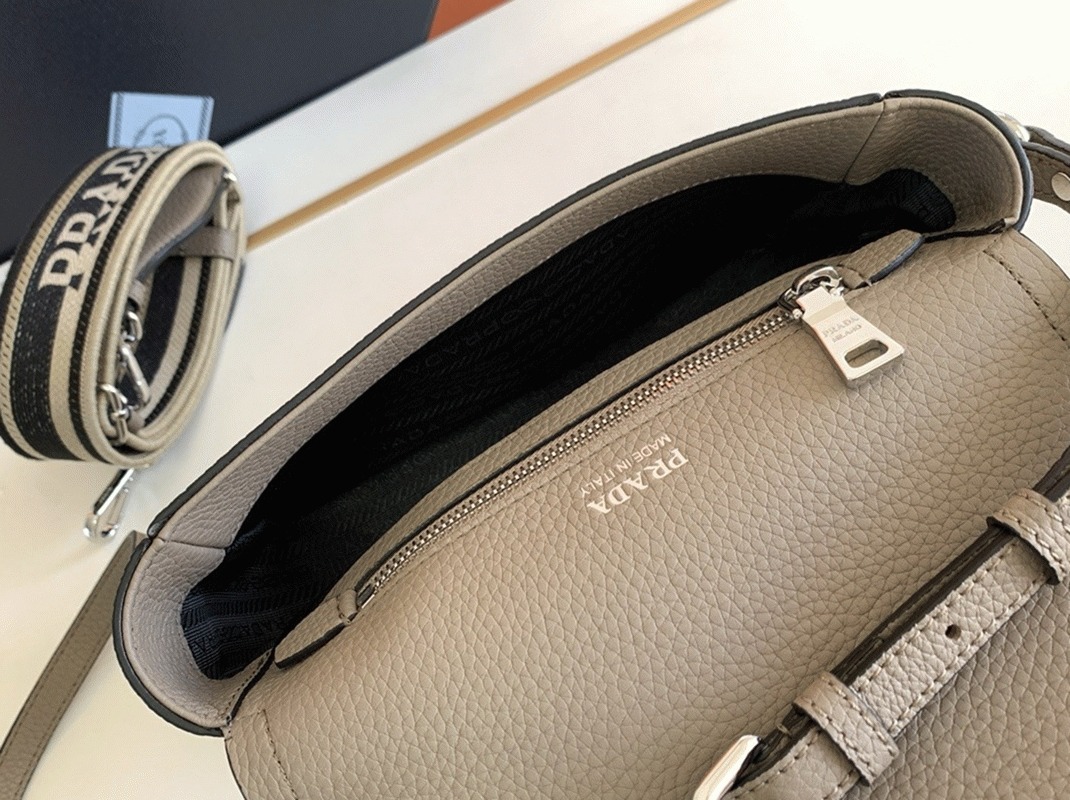 Prada Flap Shoulder Bag Imitation in Grey angle 2