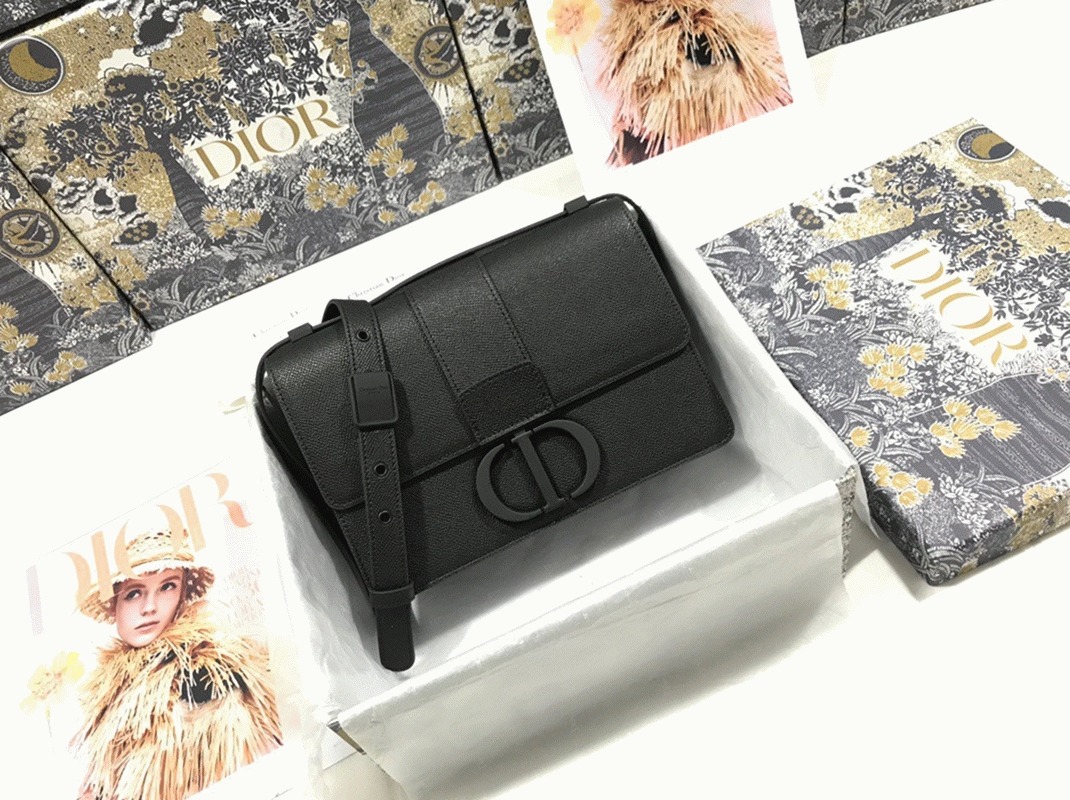 Dior 30 Montaigne Medium Bag Fake in Black Ultramatte Grained Calfskin angle 3