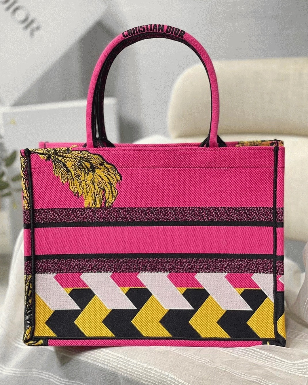 Dior Medium Book Tote Bag Replica in Toile de Jouy Zoom Pop Embroidery angle 4