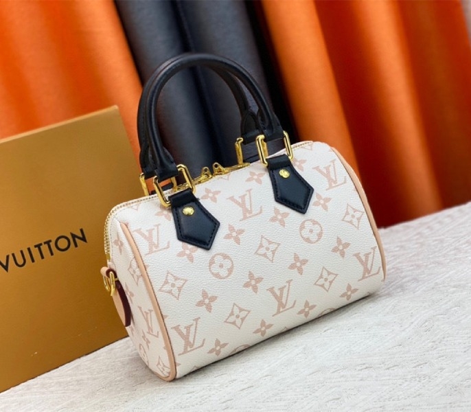 Louis Vuitton Monogram Dune Canvas Speedy 20 Handbag With Jacquard Strap angle 3