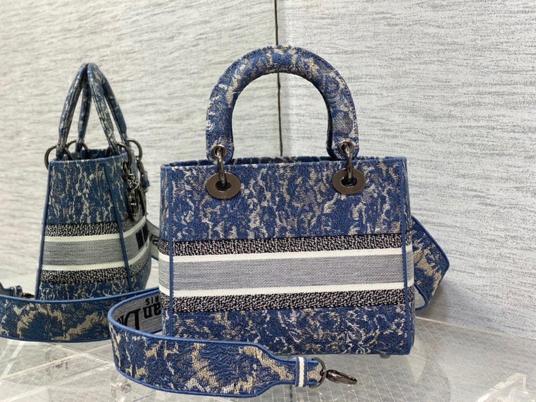 Dior Lady D-Lite Medium Bag Replica in Blue Brocart Denim-Effect Embroidery angle 5