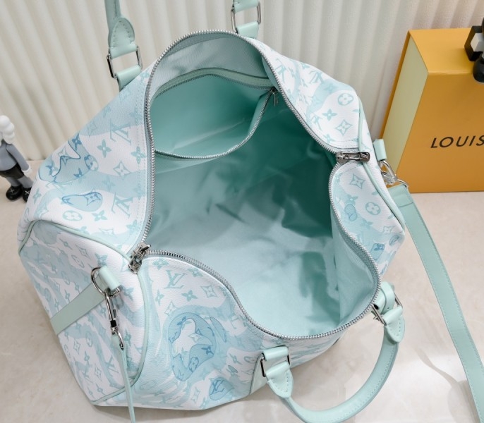 LV Keepall Bandouliere 50 In Crystal Blue angle 5