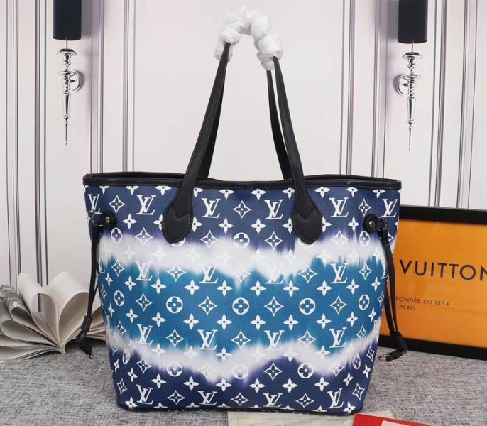 Louis Vuitton Seasonal Escale Neverfull MM Tote In Blue angle 4