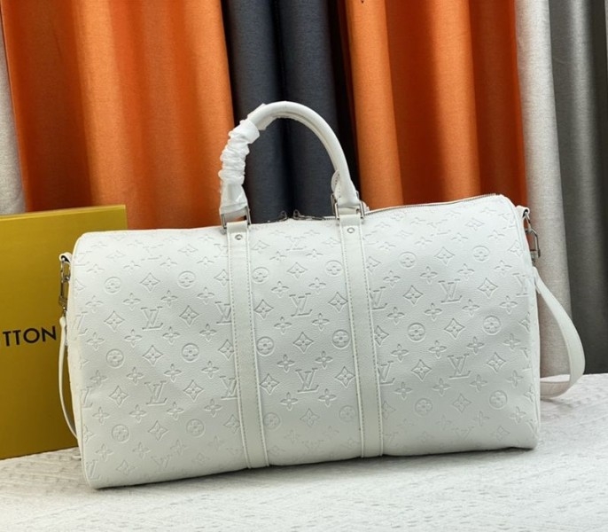 Louis Vuitton X YK Bandouliere Keepall 50 Travel Bag In White angle 3