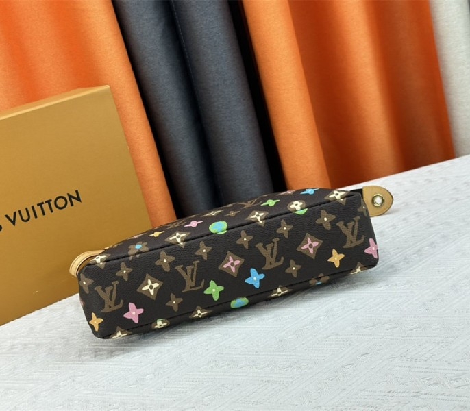 Louis Vuitton Monogram Craggy Voyage Souple Pochette In Chocolate angle 4