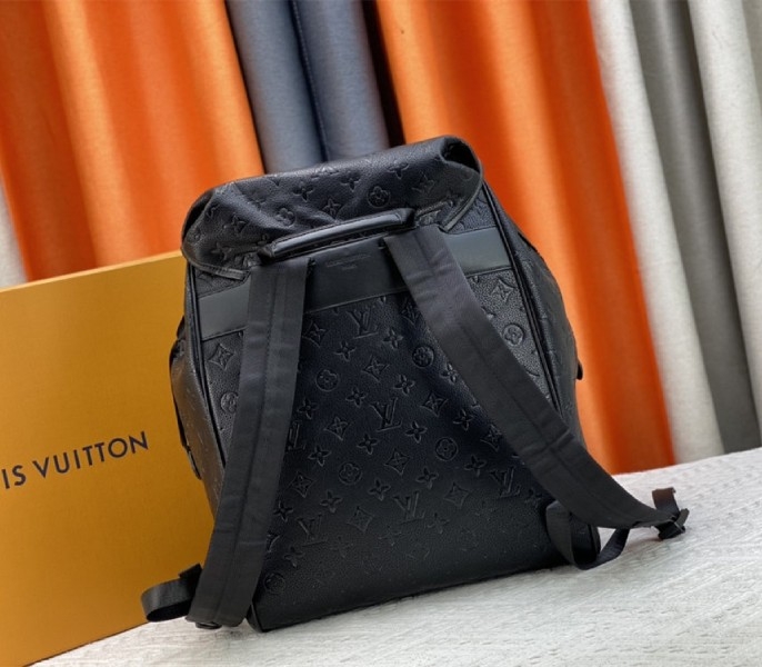 Louis Vuitton Taurillon Leather Montsouris Backpack In Black angle 4