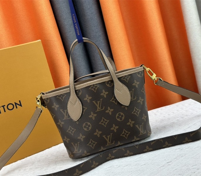 Louis Vuitton Neverfull Bandouliere Inside Out BB Tote In Monogram Canvas And Khaki Green Leather angle 4