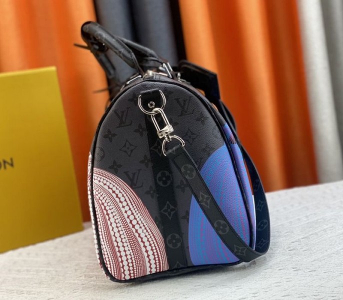 Louis Vuitton X YK Monogram Eclipse Reverse Keepall 45 Luggage In Pumpkin angle 4