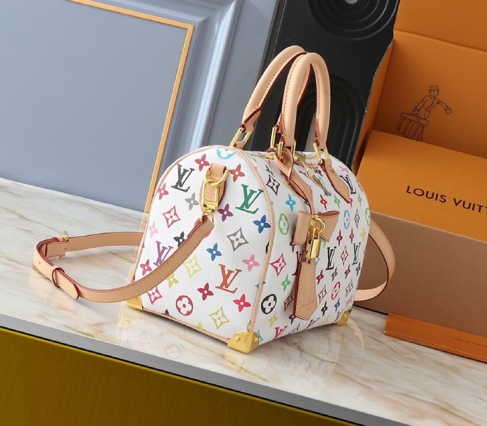 X TM Multicolored Speedy Bandouliere 25 In White angle 3