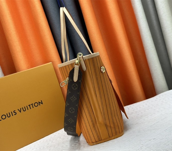 Louis Vuitton Neverfull Bandouliere Inside Out MM Tote In Monogram Canvas And Jaune Safran Textile angle 5