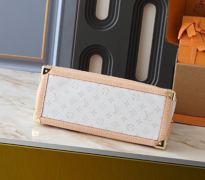 LV X TM Monogram Cherry Canvas Onthego MM In White Style 2 angle 4