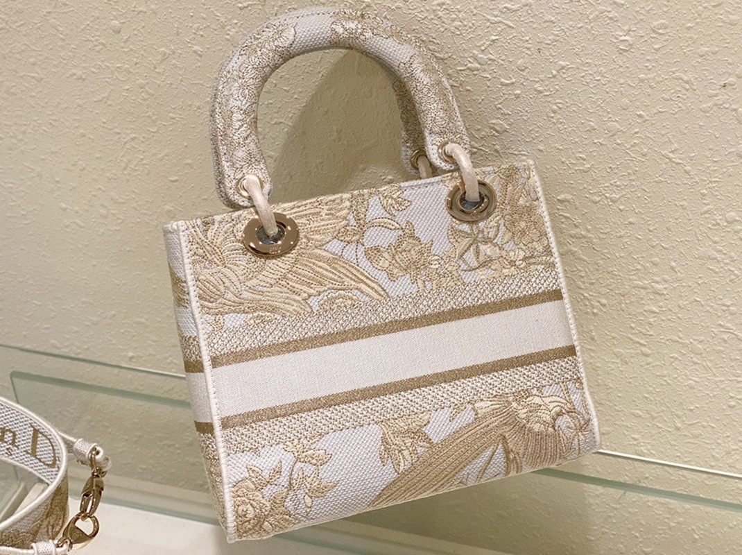 Dior Lady D-Lite Medium Bag Knockoff in Gold Jardin d Hiver Embroidery angle 5