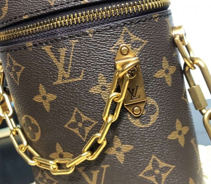 Louis Vuitton Monogram Canvas Phone Box angle 5