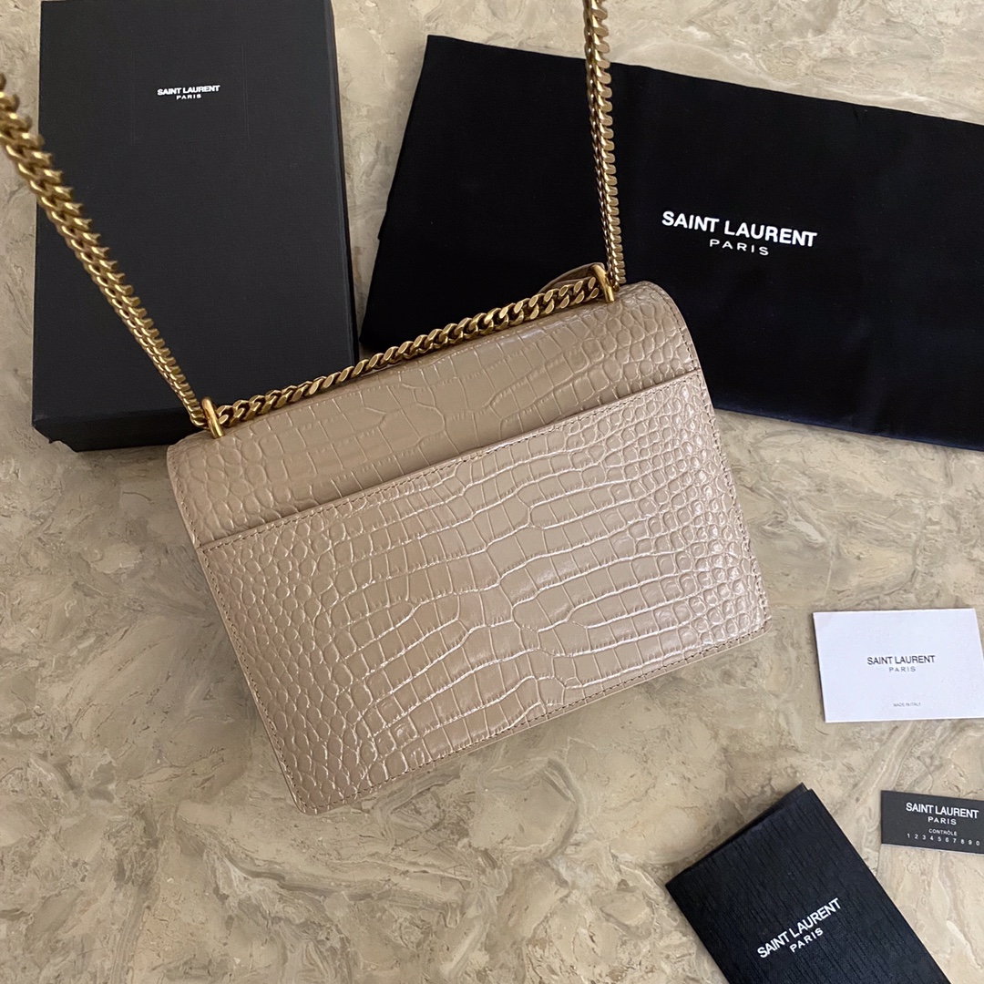 MANHATTAN MEDIUM SHOPPING BAG IN BOX SAINT LAURENT LEATHER angle 5