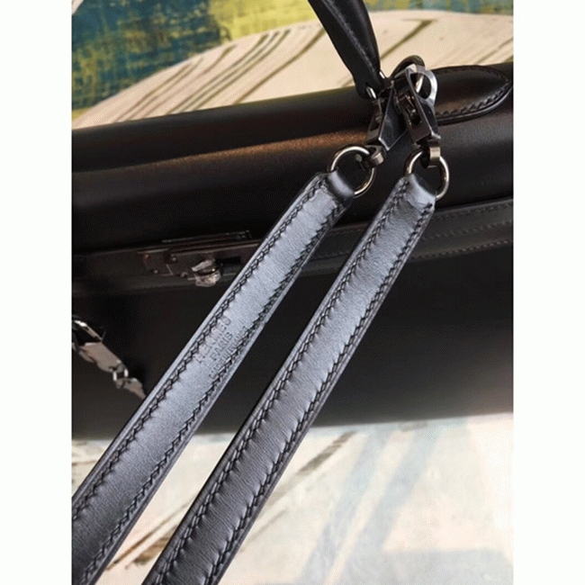 Black Box Knockoff Hermes Kelly 35cm Structured Handbag angle 5