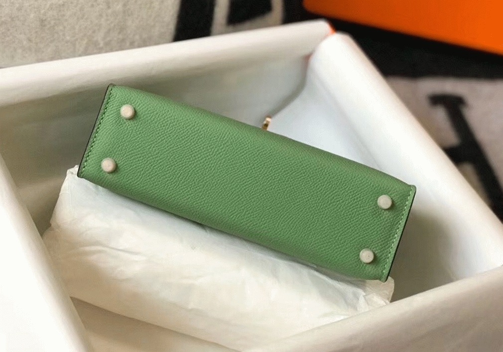 Hermes Kelly Mini II Bag Replica in Vert Criquet angle 4