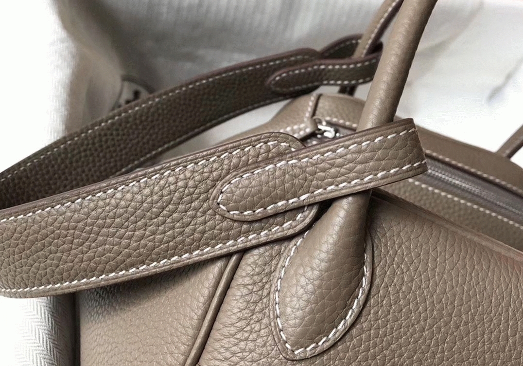 Designer replica Hermes Lindy 26cm handbag in taupe grey angle 5