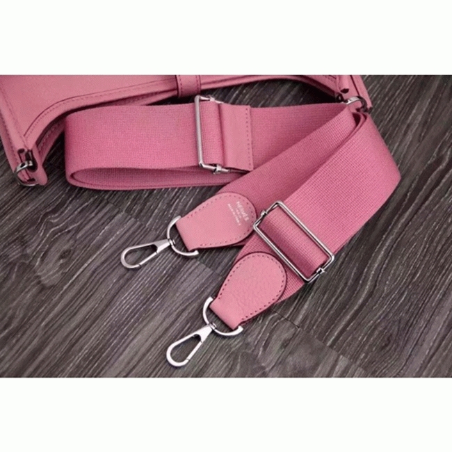 Pink Evelyne III PM Bag Replica Designer Hermes Crossbody angle 5