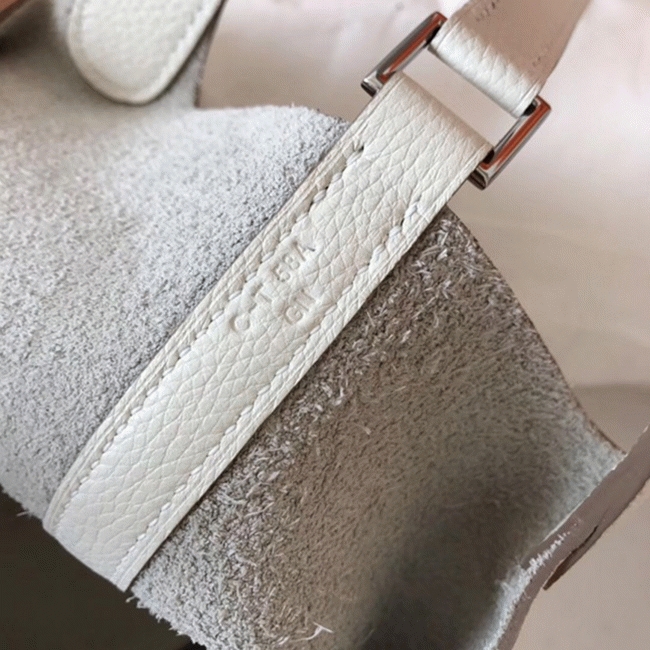White luxury replica Hermes Picotin Lock 22cm handbag angle 4