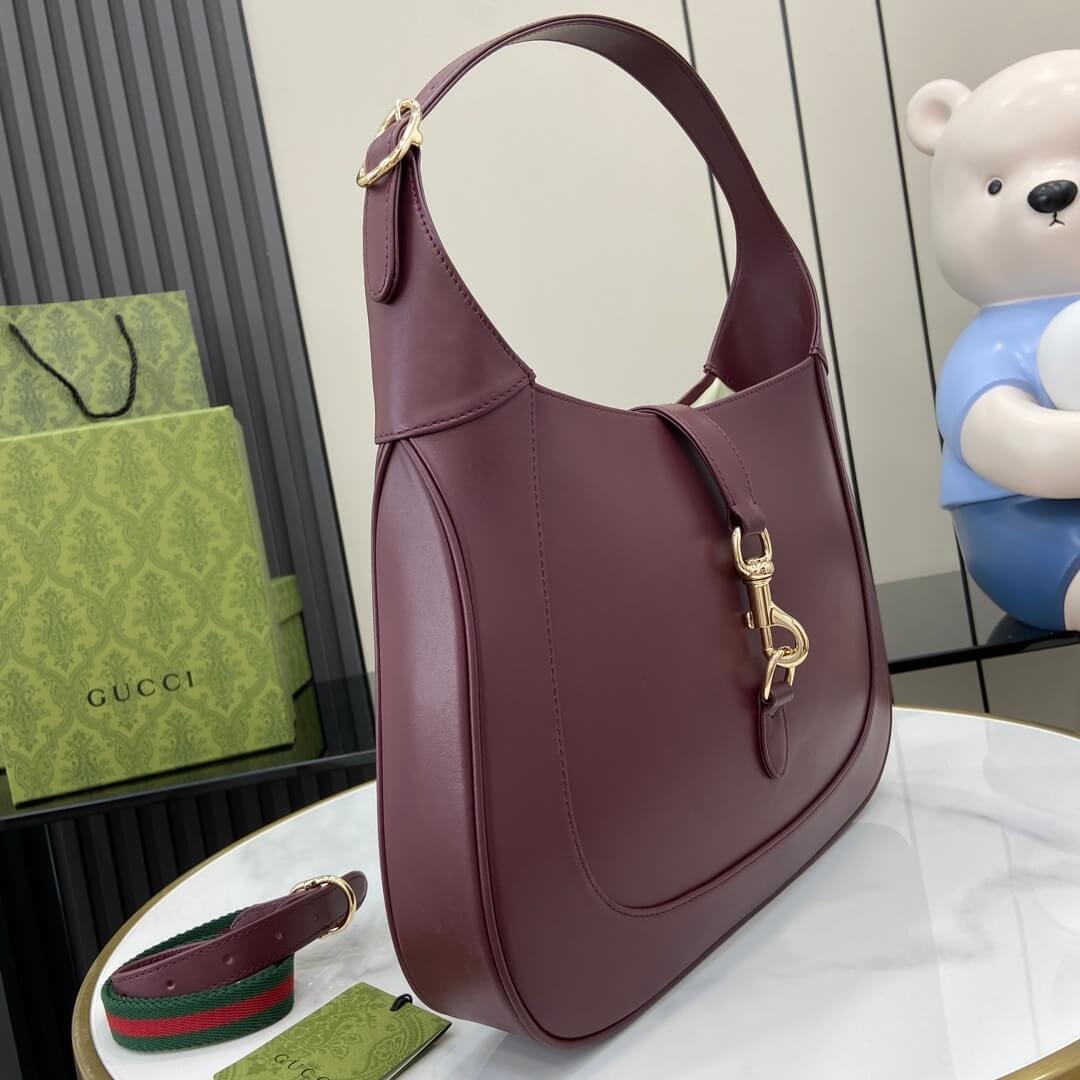 Gucci Jackie medium shoulder bag(high-end grade) angle 3