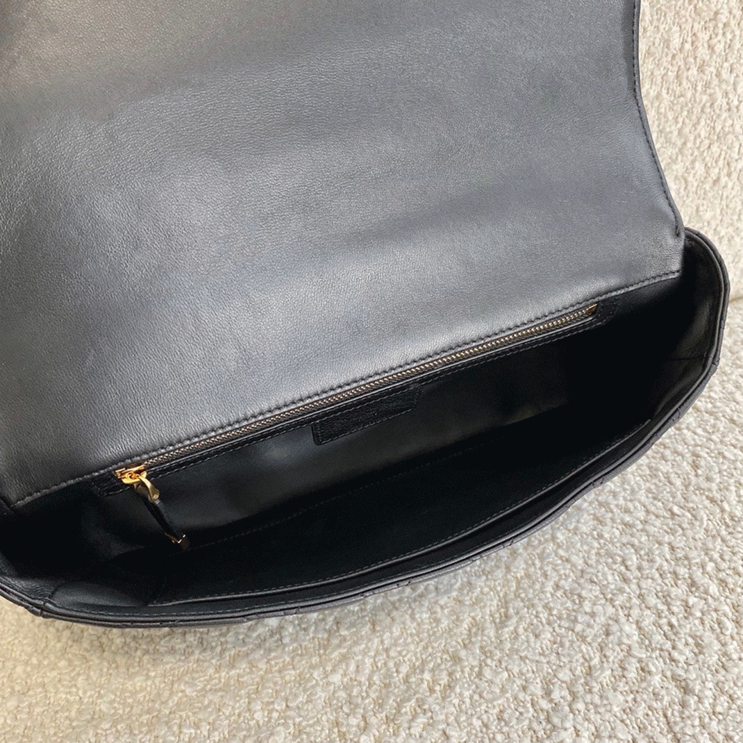 Dior Caro Large Bag Fake in Black angle 2