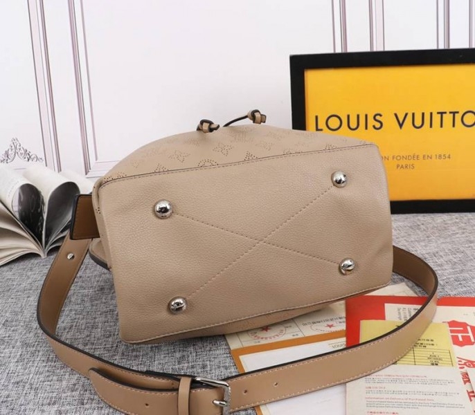 LV Mahina Muria Bag In Galet Gray angle 3