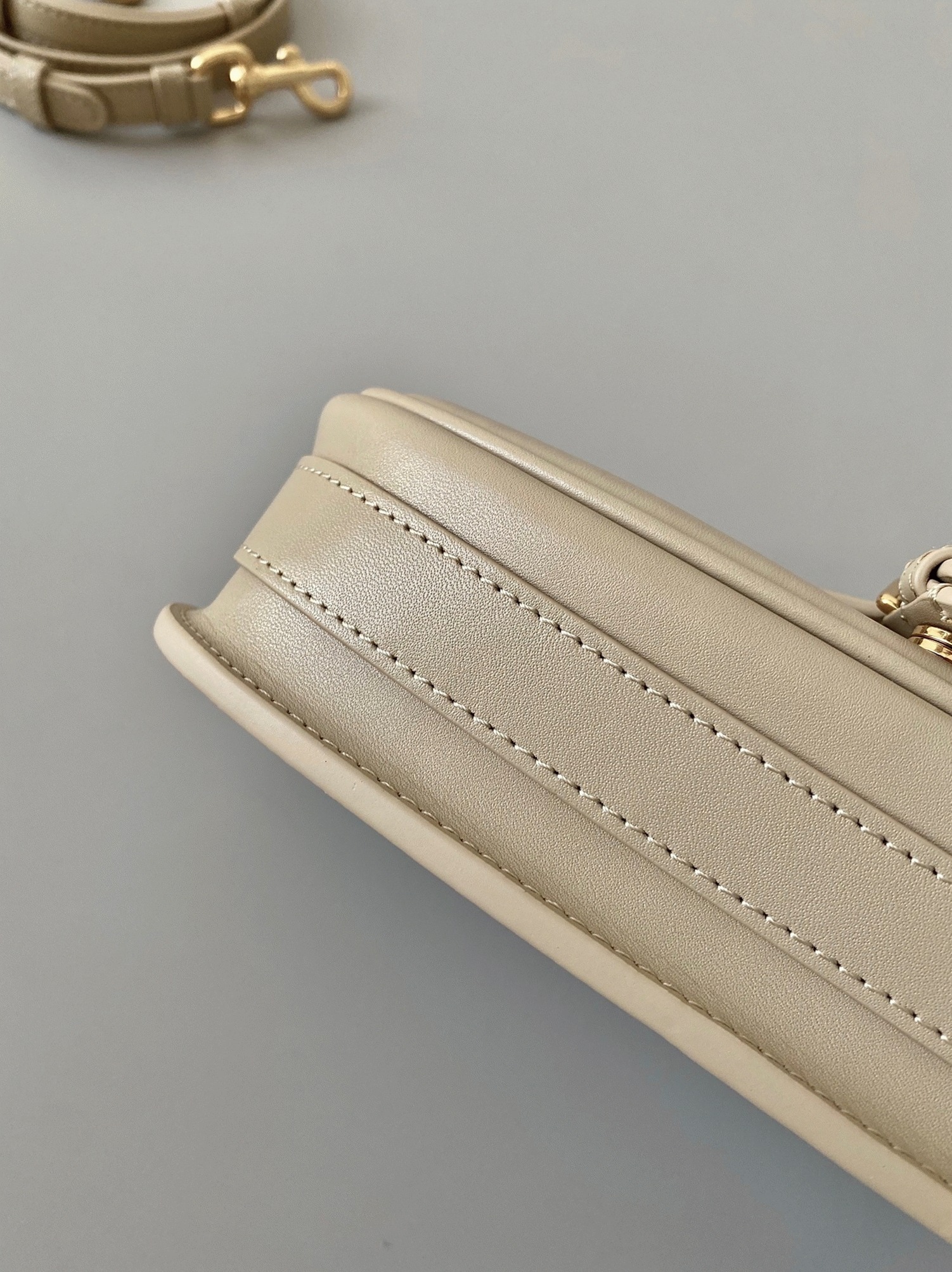 Dior Bobby East-West Bag Replica in Beige angle 4