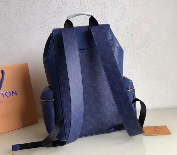 Louis Vuitton Taiga Leather Outdoor Backpack In Pacific Blue angle 3