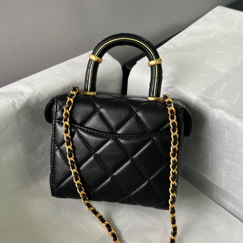Chanel 23S handle cosmetic bag(high-end grade) angle 3